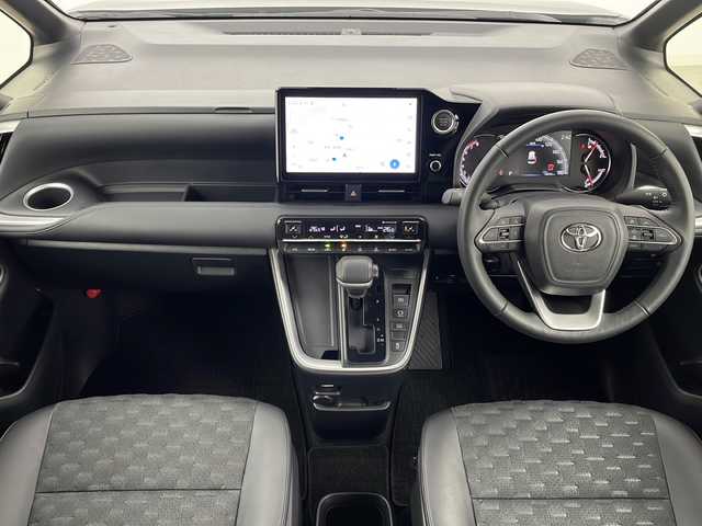 トヨタ ヴォクシー S－Z 宮城県 2023(令5)年 3.5万km グリッターブラックガラスフレーク 禁煙車/快適パッケージHigh/DVDデッキ/Toyota Safety Sense	/・プリクラッシュセーフティ/・レーントレーシングアシスト/・レーダークルーズコントロール/・プロアクティブドライビングアシスト/・オートマチックハイビーム/メーカーオプションナビ/・BT.CD.DVD.HDMI.USB/バックカメラ/両側パワースライドドア/パワバックドア/ビルトインETC2.0/ハーフレザーシート/シートヒーター(D.N.二列目)/革巻ステアリング/ステアリングスイッチ/ステアリングヒーター/プッシュスタート/スマートキー×2/純正フロアマッド/LEDヘッドライト/純正16インチアルミホイール/ロールサンシャード/純正ドアバイザー/アイドリングストップ/横滑り防止機能