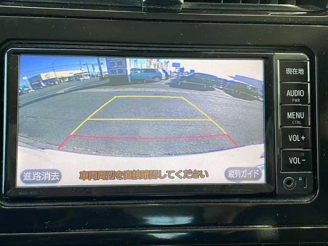 トヨタ プリウス Sセーフティプラス 静岡県 2017(平29)年 8.2万km ホワイトパールクリスタルシャイン 純正SDナビ/・CD/・DVD/・フルセグＴＶ/・Bluetooth/・AM/・FM/主要装備/・エアロ(フロント/サイド/リア)/・衝突軽減/・レーンキープ/・追従クルコン/・コーナーセンサー前後/・バックカメラ/・ビルトインETC/・ドラレコ/・HUD/・LEDヘッドライト/・オートライト/・オートハイビーム/・LEDデイライト/・ステリモ/・純正フロアマット/・純正アルミホイール/・スマートキー/・プッシュスタート/・スペアキー1本