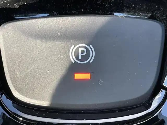 トヨタ Ｃ－ＨＲ S GRスポーツ 兵庫県 2021(令3)年 4万km ホワイトパールクリスタルシャイン 純正ディスプレイオーディナビ/フルセグ/ＥＴＣ/BT/ステアリングリングリモコン/アップルカープレイ/トヨタセーフティーセンス/前追クルコン/ＧＲスポーツステアリング/ＧＲスポーツシート/シートヒータ/オートハイビーム/プッシュスタート