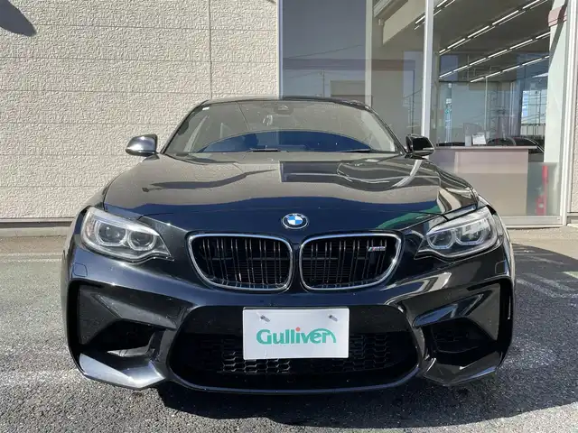 ＢＭＷ Ｍ２ 埼玉県 2016(平28)年 3.8万km サファイアブラックP AIS検査済み/登録時走行距離37987km/ターボ/メーカー純正HDDナビゲーション/（CD/DVD/BT）/バックカメラ/プリクラッシュセーフティー/レーンキープアシスト/純正19インチアルミホイール/クルーズコントロール/HIDヘッドライト/ブラックレザーシート/パワーシート/（シートメモリー付き）/シートヒーター/パドルシフト/オートライト/ミラー内蔵ETC/クリアランスソナー/ステアリングリモコン/LIMスイッチ/プッシュスタート/スマートキー