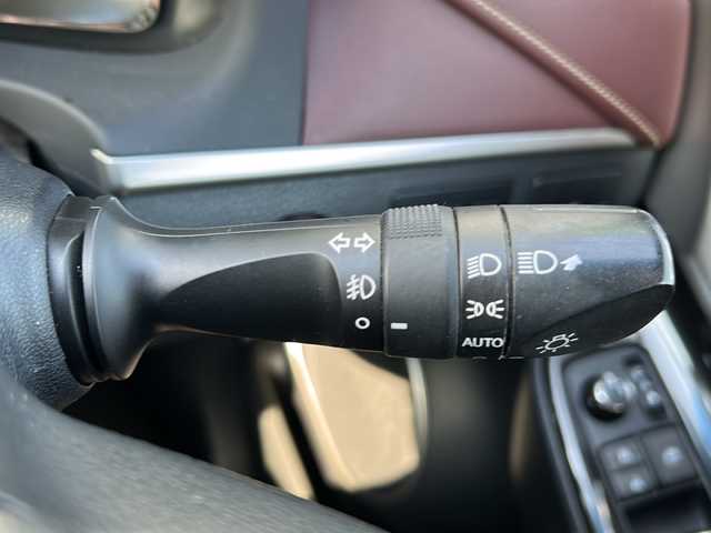 トヨタ ハリアー プレミアム 福岡県 2018(平30)年 6.7万km ホワイトパールクリスタルシャイン モデリスタエアロ/ALPINE9型ナビ/・CD/DVD/BT/フルセグ/サンルーフ/バックモニター/衝突軽減ブレーキ/レーダークルーズコントロール/レーンキープアシスト/クリアランスソナー/電動リアゲート/パワーシート/ハーフレザーシート/電動パーキング/オートブレーキホールド/アイドリングストップ/純正フロアマット/ETC/LEDライト/オートハイビーム