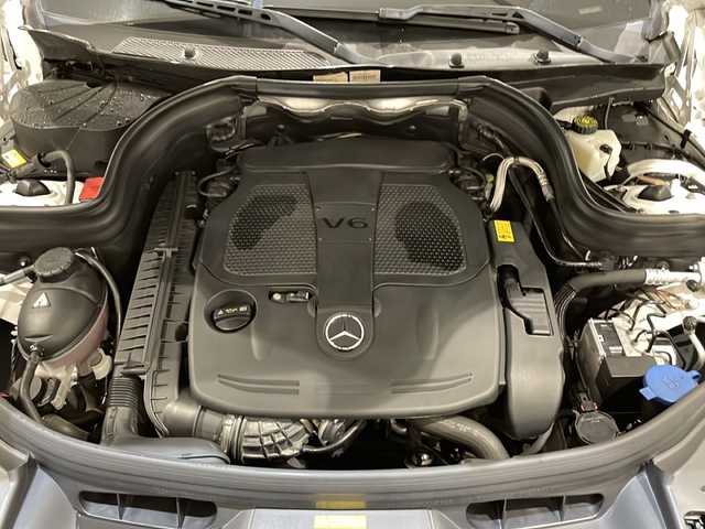 メルセデス・ベンツ ＧＬＫ３５０ 4MATIC 新潟県 2014(平26)年 3万km ポーラホワイト コンフォートパッケージ/-メモリ付きパワーシート/-電動ランバーサポート/-シートヒーター/-電動チルト&テレスコピックステアリング/-イージーエントリー/-リバース連動ドアミラー/-プライバシーガラス/-キーレスゴー/-アンビエントライト/レーダーセーフティパッケージ/-ブレーキアシストプラス/-PRESAFEブレーキ/-アクティブレーンキーピングアシスト/-アクティブブラインドスポットアシスト/-ディストロニックプラス /-チャイルドセーフティシートセンサー/純正HDDナビ/(CD/DVD/Bluetooth/USB/フルセグTV)/360°カメラシステム/ETC/ドライブレコーダー/パドルシフト/パークトロニック/純正アルミホイール/HIDヘッドライト/オートハイビーム /オートブレーキホールド/フロアマット/ドアバイザー