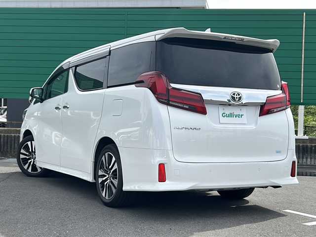 トヨタ アルファード S Cパッケージ 茨城県 2020(令2)年 2.2万km ホワイトパールクリスタルシャイン 衝突被害軽減システム/横滑り防止装置/コーナーセンサー/レーンキープアシスト/盗難防止装置/オートライト/オートマチックハイビーム/TRDエアロパーツ/Bluetooth/後席用モニター/USB入力端子/ETC2.0/後方車外カメラ/フルセグTV/両側パワースライドドア/追従走行/クルーズコントロール/LEDヘッドライト/純正18インチアルミホイール/スマートキー/パーキングアシスト/アイドリングストップ