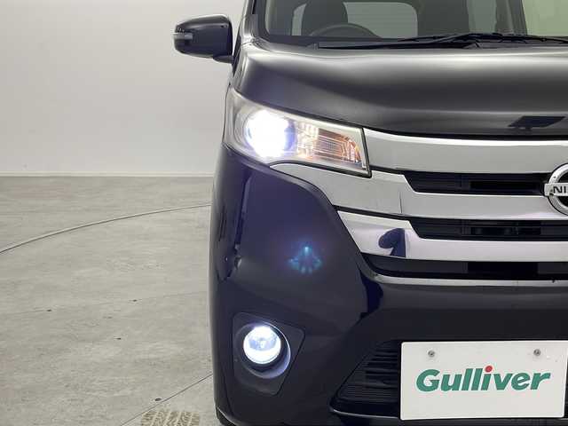 日産 デイズ ハイウェイスターG 群馬県 2014(平26)年 5.9万km ブラック 純正ナビ　フルセグＴＶ　全周囲カメラ　ＨＩＤヘッドライト　フォグ ウィンカーミラー オートライト　スマートキー　プッシュスタート　革巻きステアリング　ステアリングスイッチ　アイドリングストップ 禁煙車