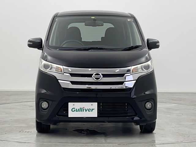 日産 デイズ ハイウェイスターG 群馬県 2014(平26)年 5.9万km ブラック 純正ナビ　フルセグＴＶ　全周囲カメラ　ＨＩＤヘッドライト　フォグ ウィンカーミラー オートライト　スマートキー　プッシュスタート　革巻きステアリング　ステアリングスイッチ　アイドリングストップ 禁煙車