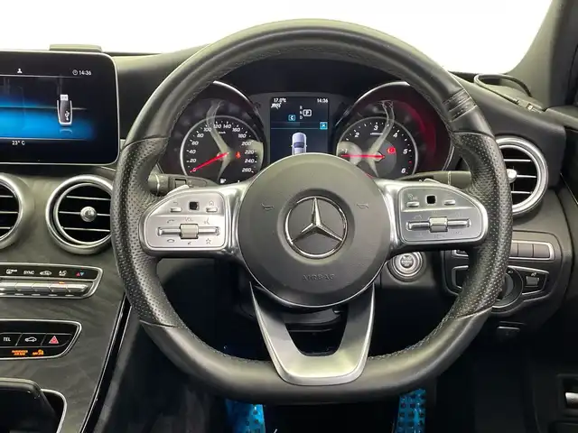 メルセデス・ベンツ Ｃ２２０ｄ ステーションワゴン アバンギャルドAMGライン 栃木県 2019(令1)年 5.6万km ダイヤモンドホワイト 純正ナビ/(Bluetooth/フルセグTV/USB)/バックカメラ/ETC2.0/レーダーセーフティパッケージ/・アクティブブラインドスポットアシスト/・ディストロニックプラス/・アクティブレーンキーピングアシスト/・BASプラス（飛び出し検知機能ブレーキアシスト）/・PRE-SAFEブレーキ（歩行者検知機能付）/・チャイルドセーフティシートセンサー/・リアCPA/LEDインテリジェントライトシステム/アダプティブハイビームシステム/パークトロニック/アダプティブブレーキ/　　　　　　　（オートホールド＆ヒルスタートアシスト）/アテンションアシスト/アクティブパーキングアシスト/前席メモリー機能付パワーシート/前席シートヒーター/パドルシフト/純正18インチスポークAW