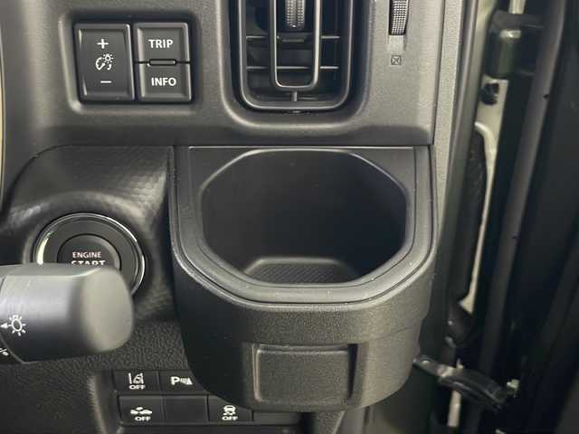 スズキ ハスラー HYBRID G 秋田県 2024(令6)年 0.7万km クールカーキパールメタリック/ソフトベージュメタリック ４WD/社外ナビ【AM/FM/BT】 /バックカメラ  /TV /前席シートヒーター　/ETC /ライトレベライザー /クルーズコントロール　/スノーモード　/アイドリングストップ　/クリアランスソナー /スマートキー　/ステアリングリモコン/プッシュスタート　/ヒルディセントコントール/ダウンヒルアシストコントロール/ミラーヒーター /デュアルカメラブレーキサポート/レーンキープアシスト/横滑り防止装置/被害軽減システム/スズキセーフティサポート/コーナーセンサー /USBポート/社外フロアマット/オートライト/オートエアコン