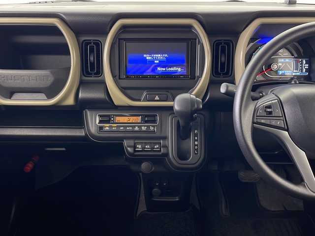 スズキ ハスラー HYBRID G 秋田県 2024(令6)年 0.7万km クールカーキパールメタリック/ソフトベージュメタリック ４WD/社外ナビ【AM/FM/BT】 /バックカメラ  /TV /前席シートヒーター　/ETC /ライトレベライザー /クルーズコントロール　/スノーモード　/アイドリングストップ　/クリアランスソナー /スマートキー　/ステアリングリモコン/プッシュスタート　/ヒルディセントコントール/ダウンヒルアシストコントロール/ミラーヒーター /デュアルカメラブレーキサポート/レーンキープアシスト/横滑り防止装置/被害軽減システム/スズキセーフティサポート/コーナーセンサー /USBポート/社外フロアマット/オートライト/オートエアコン