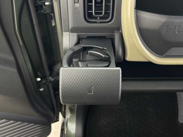スズキ ハスラー HYBRID G 秋田県 2024(令6)年 0.7万km クールカーキパールメタリック/ソフトベージュメタリック ４WD/社外ナビ【AM/FM/BT】 /バックカメラ  /TV /前席シートヒーター　/ETC /ライトレベライザー /クルーズコントロール　/スノーモード　/アイドリングストップ　/クリアランスソナー /スマートキー　/ステアリングリモコン/プッシュスタート　/ヒルディセントコントール/ダウンヒルアシストコントロール/ミラーヒーター /デュアルカメラブレーキサポート/レーンキープアシスト/横滑り防止装置/被害軽減システム/スズキセーフティサポート/コーナーセンサー /USBポート/社外フロアマット/オートライト/オートエアコン