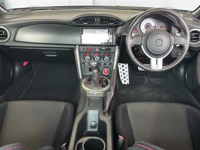 トヨタ ８６ GT 栃木県 2013(平25)年 4.2万km ギャラクシーブルーシリカ 純正SDナビ/Bluetooth CD DVD/TV フルセグ/バックカメラ/純正TRDエアロ【フロント・サイド・リア】/パドルシフト/ETC/横滑り防止装置/コーナーセンサー/盗難防止装置/オートライト/LEDヘッドライト/WedsSport 18インチアルミホイール/純正フロアマット