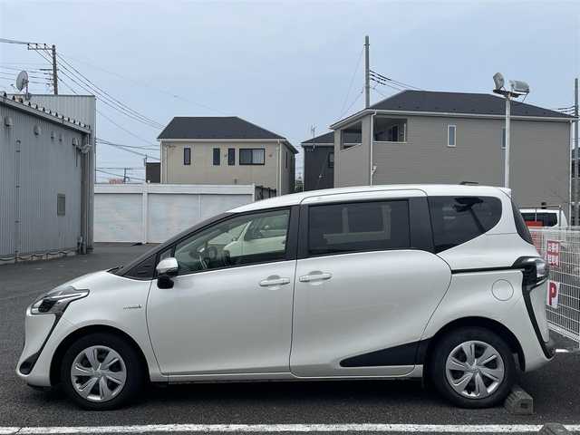 トヨタ シエンタ ハイブリッド ファンベースG 静岡県 2019(令1)年 5.9万km ホワイトパールクリスタルシャイン ユーザー買取車両/純正SDナビ(NSCN-W68)/　【CD/DVD/BT/地デジTV】/両側パワースライドドア/全方位カメラ/プリクラッシュセーフティシステム/レーンキープアシスト/クルーズコントロール/ETC/スマートキー/プッシュスタート/USBポート/新車時保証書/取扱説明書/スペアキー×1