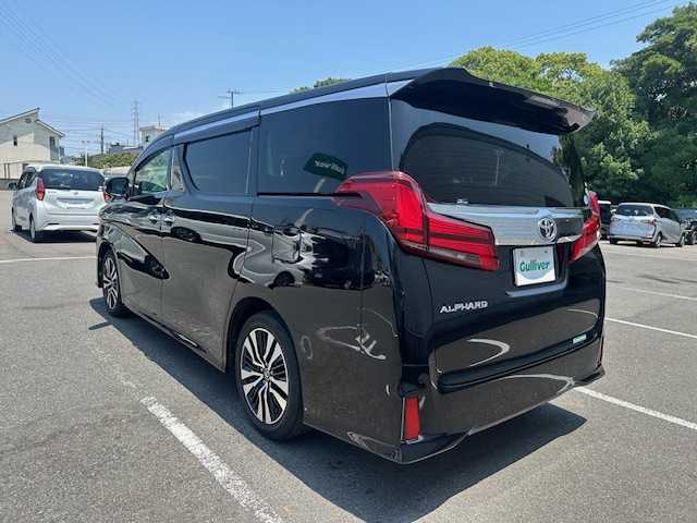トヨタ アルファード S Cパッケージ 大阪府 2019(令1)年 2.7万km ブラック ワンオーナー/フリップダウンモニター/純正１０インチナビ(NSZN-Z68T)/バックカメラ/フルセグ/Bluetooth/デジタルインナーミラー/ブラインドスポットモニター/トヨタセーフティセンス/全席パワーシート/全席シートヒーター/電動リアゲート/ブラックレザーシート/オットマンチェア/前後ドライブレコーダー/レーダー探知機/ビルトインETC2.０/ブラックレザーシート/三眼LEDヘッドライト/スマートキー×２