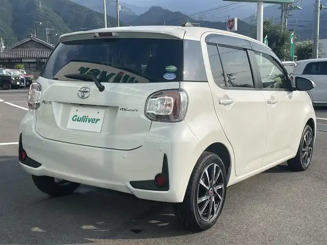 トヨタ パッソ モーダ　Gパッケージ 愛媛県 2020(令2)年 1.6万km パールホワイトⅢ 純正ナビ（Bluetooth/SD/CD/DVD/フルセグTV)/バックカメラ/ビルドインETC/前方ドライブレコーダー/社外15インチアルミホイール/純正フロアマット/純正ドアバイザー/LEDヘッドライト/フォグランプ/オートマチックハイビーム/パーキングセンサー/ABS/横滑り防止装置/衝突被害軽減ブレーキ/電動格納ミラー/プッシュスタート/スマートキー