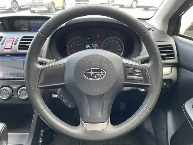 スバル インプレッサ Ｇ４ 2．0i 群馬県 2012(平24)年 8.5万km クリスタルブラックシリカ 社外メモリーナビ/（CD/DVD/SD/USB/Bluetooth）/フルセグテレビ/バックカメラ/クルーズコントロール/パドルシフト/前後ドライブレコーダー/プッシュスタート/ETC/アイドリングストップ/純正16インチアルミホイール/横滑り防止/純正フロアマット/フォグ/スマートキー