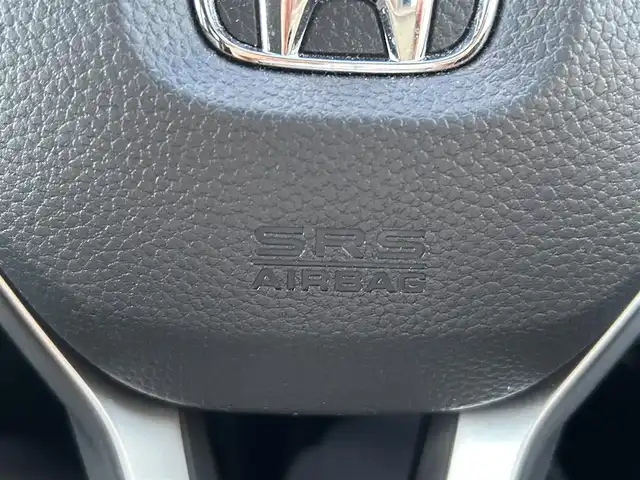 ホンダ オデッセイ アブソルート 長崎県 2020(令2)年 4.8万km 白 純正SDナビ/DVD/ワンセグテレビ/バックカメラ/コーナーセンサー/パワーシート/クルーズコントロール/プッシュスタート/両側パワースライドドア/ETC/ハーフレザーシート/純正フロアマット/LEDライト/コーナーセンサー