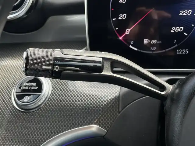 メルセデス・ベンツ Ｍ・ベンツ Ｃ２２０ｄ アバンギャルド　AMGライン 東京都 2022(令4)年 1.8万km 白 レザーエクスクルーシブパッケージ/パノラマサンルーフ/ベーシックパッケージ/純正ナビ/フルセグTV/360°カメラ/HUD/ACC/BSM/レーンキープ/パドルシフト/ETC2.0/純正オプションドライブレコーダー/シートヒーター