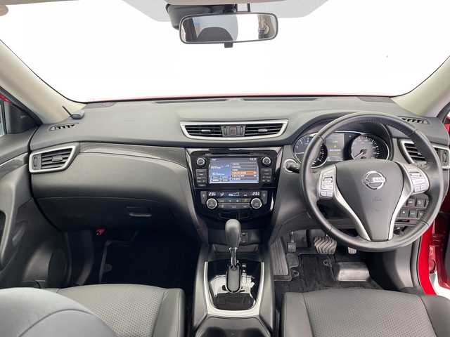 日産 エクストレイル ハイブリッド 20X エマージェンシーブレーキ 愛知県 2017(平29)年 2.2万km バーニングレッド 純正ナビ/全方位カメラ/クルーズコントロール/シートヒーター/電動リアゲート/コーナーセンサー/純正アルミホイール/ルーフレール/４ＷＤ/LEDヘッドライト/ダウンヒルアシストコントロール/ETC/ドライブレコーダー/衝突軽減システム/フルセグ/CD DVD/Bluetooth/ステアリングスイッチ/スマートキー/プッシュスタート