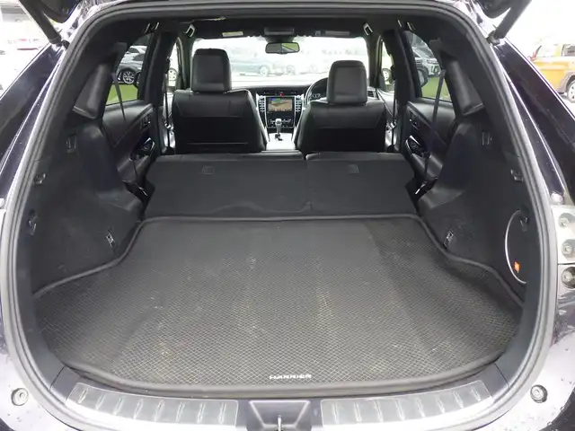 トヨタ ハリアー プレミアム アドバンスド スタイルモーヴ 千葉県 2015(平27)年 6.3万km スパークリングブラックパールクリスタルシャイン Toyota Safety Sense/・プリクラッシュセーフティ/・レーンディパーチャーアラート/・オートハイビーム/・レーダークルーズコントロール/純正SDナビ/地デジTV/【BD/DVD/CD再生機能　Bluetooth接続】/パノラミックビューモニター/ハーフレザーシート/前席パワーシート/シートヒーター/革巻きステアリング/ステアリングスイッチ/ETC/LEDヘッドライト/フォグライト/ウインカーミラー/クリアランスソナー/純正18インチアルミホイル/サイド/カーテンエアバッグ/スマートキー