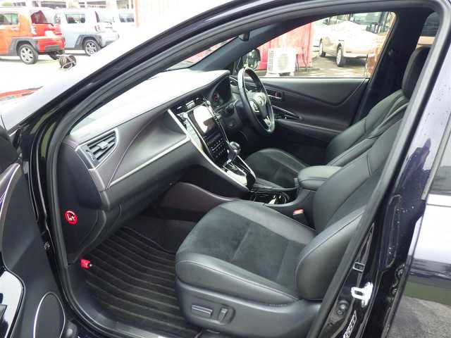 トヨタ ハリアー プレミアム アドバンスド スタイルモーヴ 千葉県 2015(平27)年 6.3万km スパークリングブラックパールクリスタルシャイン Toyota Safety Sense/・プリクラッシュセーフティ/・レーンディパーチャーアラート/・オートハイビーム/・レーダークルーズコントロール/純正SDナビ/地デジTV/【BD/DVD/CD再生機能　Bluetooth接続】/パノラミックビューモニター/ハーフレザーシート/前席パワーシート/シートヒーター/革巻きステアリング/ステアリングスイッチ/ETC/LEDヘッドライト/フォグライト/ウインカーミラー/クリアランスソナー/純正18インチアルミホイル/サイド/カーテンエアバッグ/スマートキー