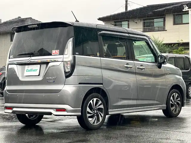 スズキ ソリオ バンディット HV MV 静岡県 2021(令3)年 2.1万km プレミアムシルバーメタリック/ブラック2トーンルーフ SDナビ(CD/DVD/BT/フルセグ)/全方位カメラ/ETC/レーダークルーズコントロール/フルタイム4WD/スマートキー/スペアキー１本/USB入力端子/ウォークスルー/純正フロアマット/布シート/D席N席シートヒーター/両側パワースライドドア/純正アルミホイール/ヘッドアップディスプレイ/コーナーセンサー前後/レーンキープアシスト/オートライト/オートマチックハイビーム/LEDヘッドライト/W+サイドエアバッグ/衝突軽減システム/エンジンスタートボタン/パワーステアリング/パワーウィンドウ/アイドリングストップ/オートエアコン/ABS/横滑り防止装置