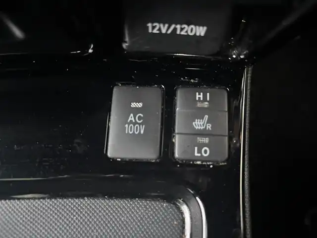 トヨタ エスクァイア ハイブリッド Gi プレミアムパッケージ ブラックテーラード 愛知県 2021(令3)年 6.3万km スパークリングブラックパールクリスタルシャイン ワンオーナー　１０インチナビ　フルセグＴＶ　ＤＶＤ再生　Ｂｌｕｅｔｏｏｔｈ接続　後席１２インチフリップダウン　バックカメラ　ビルトインＥＴＣ２．０　前後ドラレコ　前席シートヒータ　ステアヒータ　ＬＥＤオートハイビーム