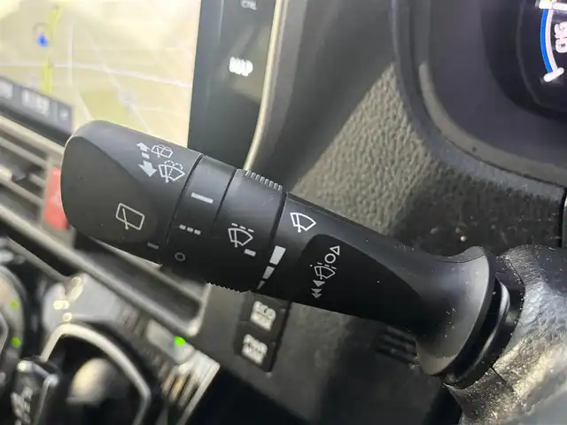 トヨタ エスクァイア ハイブリッド Gi プレミアムパッケージ ブラックテーラード 愛知県 2021(令3)年 6.3万km スパークリングブラックパールクリスタルシャイン ワンオーナー　１０インチナビ　フルセグＴＶ　ＤＶＤ再生　Ｂｌｕｅｔｏｏｔｈ接続　後席１２インチフリップダウン　バックカメラ　ビルトインＥＴＣ２．０　前後ドラレコ　前席シートヒータ　ステアヒータ　ＬＥＤオートハイビーム