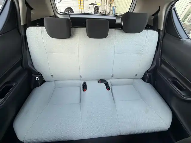 トヨタ アクア L 京都府 2015(平27)年 11.3万km シルバーM ・ワンオーナー/・純正オーディオ/　CD再生/　FM/AM/・電格ミラー/・EVモード/・ECOモード/・スペアキー/・純正マット/・取説/保証書