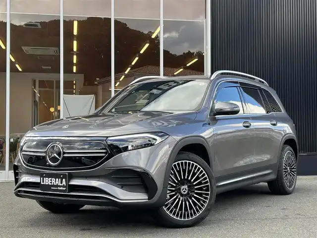 メルセデス・ベンツ Ｍ・ベンツ ＥＱＢ３５０ 4マチック AMGライン 福岡県 2022(令4)年 0.1万km マウンテングレー レーダーセーフティパッケージ/アダプティブクルーズコントロール/ブラインドスポットモニター/レーンキープアシスト/ヘッドアップディスプレイ/純正ナビ/Applecarplay/androidauto/全方位カメラ/フルセグTV/Bluetooth/パワーバックドア　/LEDヘッドライト/オートハイビーム　/ハーフレザーシート/前席シートヒーター/ミラー一体型ドラレコ　/純正20インチアルミホイール/ETC