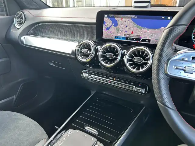 メルセデス・ベンツ Ｍ・ベンツ ＥＱＢ３５０ 4マチック AMGライン 福岡県 2022(令4)年 0.1万km マウンテングレー レーダーセーフティパッケージ/アダプティブクルーズコントロール/ブラインドスポットモニター/レーンキープアシスト/ヘッドアップディスプレイ/純正ナビ/Applecarplay/androidauto/全方位カメラ/フルセグTV/Bluetooth/パワーバックドア　/LEDヘッドライト/オートハイビーム　/ハーフレザーシート/前席シートヒーター/ミラー一体型ドラレコ　/純正20インチアルミホイール/ETC