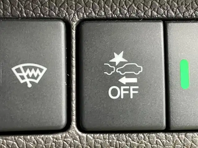 ホンダ フリード G ホンダセンシング 群馬県 2019(平31)年 0.9万km シトロンドロップ 純正９インチナビ　後席モニター　両側パワースライドドア　ホンダセンシング　禁煙車　レーダークルーズコントロール　ビルトインＥＴＣ２．０　ドラレコ　アイドリングストップ　バックカメラ　ワイパーデアイサー