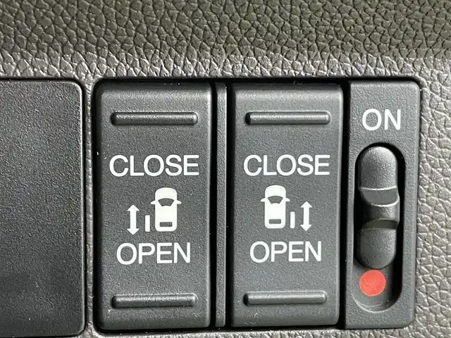 ホンダ フリード G ホンダセンシング 群馬県 2019(平31)年 0.9万km シトロンドロップ 純正９インチナビ　後席モニター　両側パワースライドドア　ホンダセンシング　禁煙車　レーダークルーズコントロール　ビルトインＥＴＣ２．０　ドラレコ　アイドリングストップ　バックカメラ　ワイパーデアイサー