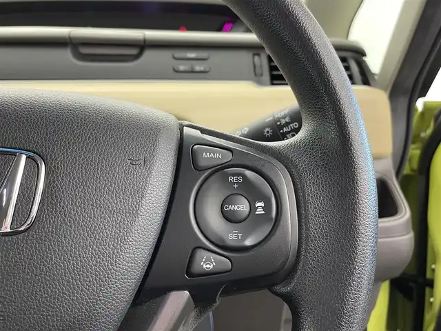 ホンダ フリード G ホンダセンシング 群馬県 2019(平31)年 0.9万km シトロンドロップ 純正９インチナビ　後席モニター　両側パワースライドドア　ホンダセンシング　禁煙車　レーダークルーズコントロール　ビルトインＥＴＣ２．０　ドラレコ　アイドリングストップ　バックカメラ　ワイパーデアイサー