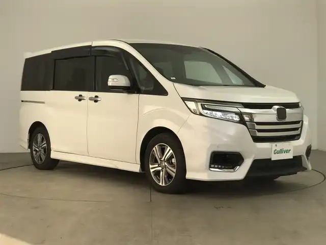 ホンダ ステップワゴン スパーダ eHEV G ホンダS 愛知県 2022(令4)年 4.5万km プラチナホワイトパール １０インチ純正ナビ　/フリップダウンモニター　/アドバンスドルームミラー　/バックカメラ　/衝突軽減ブレーキ　/ＨＤＭＩ／ＵＳＢ　/両側パワースライドドア　/ＥＴＣ２．０　/前後ドラレコ　/電子パーキング　/ＬＥＤオートライト　/スマートキー