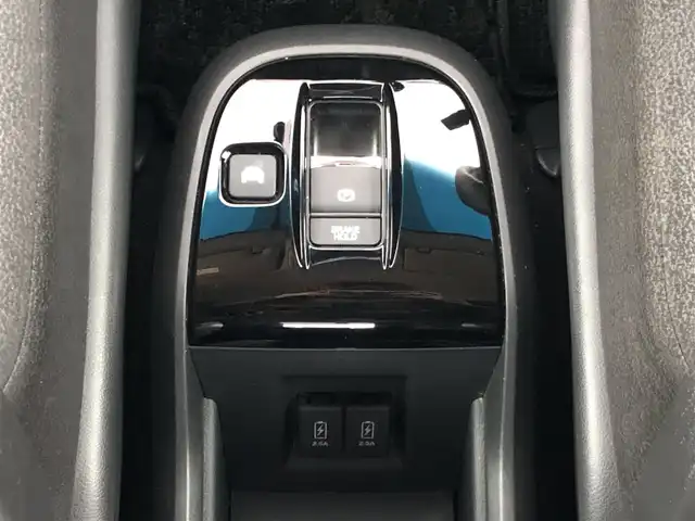 ホンダ ステップワゴン スパーダ eHEV G ホンダS 愛知県 2022(令4)年 4.5万km プラチナホワイトパール １０インチ純正ナビ　/フリップダウンモニター　/アドバンスドルームミラー　/バックカメラ　/衝突軽減ブレーキ　/ＨＤＭＩ／ＵＳＢ　/両側パワースライドドア　/ＥＴＣ２．０　/前後ドラレコ　/電子パーキング　/ＬＥＤオートライト　/スマートキー