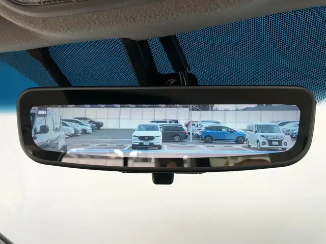 ホンダ ステップワゴン スパーダ eHEV G ホンダS 愛知県 2022(令4)年 4.5万km プラチナホワイトパール １０インチ純正ナビ　/フリップダウンモニター　/アドバンスドルームミラー　/バックカメラ　/衝突軽減ブレーキ　/ＨＤＭＩ／ＵＳＢ　/両側パワースライドドア　/ＥＴＣ２．０　/前後ドラレコ　/電子パーキング　/ＬＥＤオートライト　/スマートキー