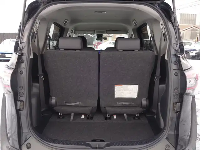 トヨタ シエンタ G クエロ 山形県 2019(平31)年 8.2万km ブラックマイカ 4WD/衝突被害軽減システム/純正SDナビ/　　【CD DVD BT フルセグ MSV】/全周囲カメラ/両側パワースライドドア/LEDオートライト/ハーフレザーシート/シートヒーター/純正15インチアルミホイール/コーナーセンサー/ステアリングスイッチ/電動格納ウィンカーミラー/フォグランプ/スマートキー/ETC