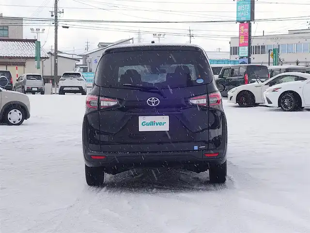 トヨタ シエンタ G クエロ 山形県 2019(平31)年 8.2万km ブラックマイカ 4WD/衝突被害軽減システム/純正SDナビ/　　【CD DVD BT フルセグ MSV】/全周囲カメラ/両側パワースライドドア/LEDオートライト/ハーフレザーシート/シートヒーター/純正15インチアルミホイール/コーナーセンサー/ステアリングスイッチ/電動格納ウィンカーミラー/フォグランプ/スマートキー/ETC