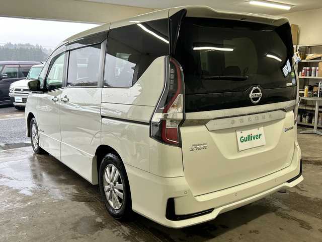 日産 セレナ e－パワー ハイウェイスター V 千葉県 2020(令2)年 6万km ブリリアントホワイトパール ナビ　全方位カメラ　フルセグ　ＣＤ／ＤＶＤ　ＢＴ　ＡＵＸ　ＵＳＢ　リアフリップダウンモニター　両側パワースライドドア　ＥＴＣ　エマージェンシーブレーキ　コーナーセンサー　ＬＥＤライト　踏み間違い防止