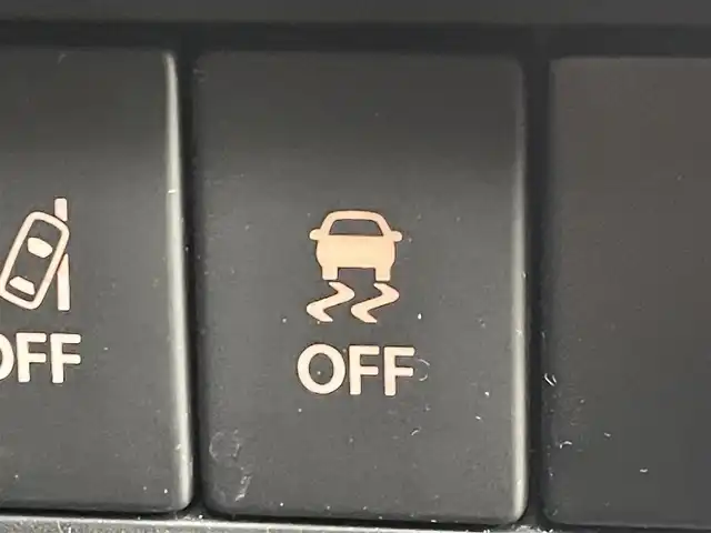 スズキ ワゴンＲ HYBRID FZ 群馬県 2017(平29)年 2.9万km ピュアホワイトP ナビ　フルセグＴＶ　バックカメラ　ドラレコ　ＥＴＣ　シートヒーター　キセノン　衝突被害軽減システム　ベンチシート　ステアリングスイッチ　オートライト　プッシュスタート　スマートキー　スペアキー　禁煙車