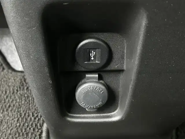 スズキ スペーシア HYBRID X 大分県 2019(平31)年 5.2万km ブリスクブルーM SDナビ（純正）/フルセグテレビ/Bluetooth/DVD再生/全方位カメラ/アイドリングストップ/両側パワースライドドア/デュアルセンサーサポート/ETC/LEDヘッドライト/ドライブレコーダー/シートヒーター（運転席）/ステアリングリモコン/スマートキー/プッシュスタート/フロアマット（純正）/アルミホイール（純正）