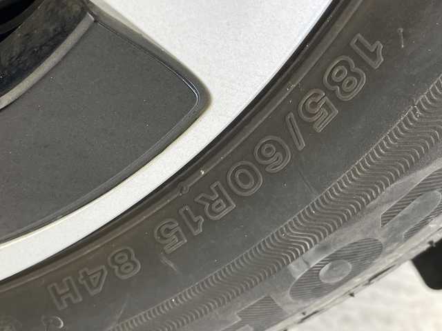 トヨタ アクア S スタイルブラック 愛知県 2020(令2)年 0.6万km ダークブルーマイカ トヨタセーフティセンス/純正ナビ　SDカードなし/全方位カメラ/コーナーセンサー/LEDヘッドライト/レーンキープアシスト/オートマチックハイビーム/衝突軽減システム/ワンセグ/CD DVD/Bluetooth/ステアリングスイッチ/スマートキー/プッシュスタート