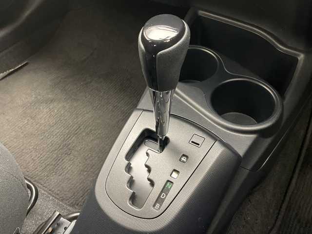 トヨタ アクア S スタイルブラック 愛知県 2020(令2)年 0.6万km ダークブルーマイカ トヨタセーフティセンス/純正ナビ　SDカードなし/全方位カメラ/コーナーセンサー/LEDヘッドライト/レーンキープアシスト/オートマチックハイビーム/衝突軽減システム/ワンセグ/CD DVD/Bluetooth/ステアリングスイッチ/スマートキー/プッシュスタート