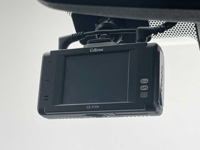 トヨタ アクア S スタイルブラック 愛知県 2020(令2)年 0.6万km ダークブルーマイカ トヨタセーフティセンス/純正ナビ　SDカードなし/全方位カメラ/コーナーセンサー/LEDヘッドライト/レーンキープアシスト/オートマチックハイビーム/衝突軽減システム/ワンセグ/CD DVD/Bluetooth/ステアリングスイッチ/スマートキー/プッシュスタート