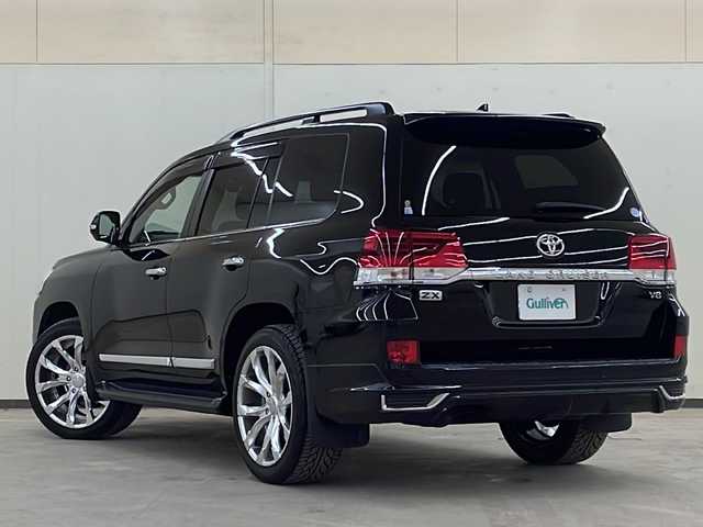 トヨタ ランドクルーザー ZX 道央・札幌 2019(令1)年 1.1万km ブラック /4WD//Toyota Safety Sense/・プリクラッシュセーフティ/・レーンディパーチャーアラート/・オートハイビーム/・追従式レーダークルーズコントロール//前席・２列目席パワーシート/シートヒーター/ベンチレーション//電動格納サードシート//サンルーフ//純正ナビ（TV/AM/FM/CD/DVD/BT)//ステアリングヒーター//センターデフロック//左右独立エアコン//ステアリングスイッチ//ドライブレコーダー//リヤクロストラフィックアラート//ブラインドスポットモニター//レーンキープアシスト//モデリスタエアロ//社外２２インチアルミホイール（サマー）//純正１８インチアルミホイール（スタッドレス285/45/R18）積み込み
