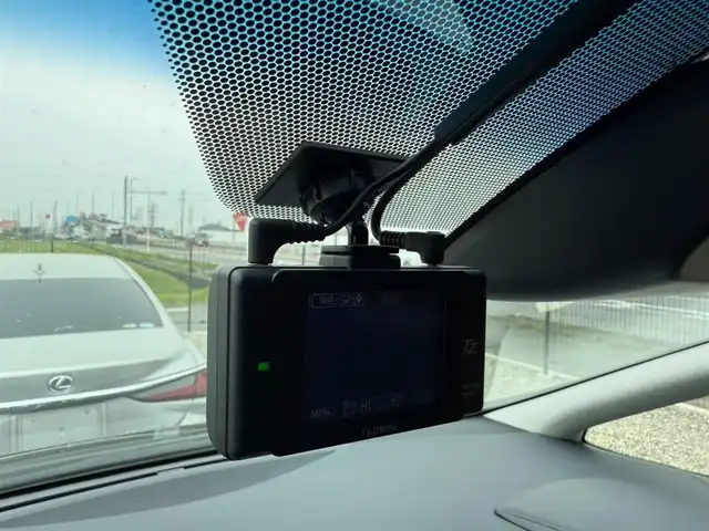 トヨタ アルファード S Aパッケージ 富山県 2019(令1)年 4.9万km グラファイトM 4WD/純正10型ナビ(BT/CD/DVD)/フルセグTV/パワースライドドア(両側)/バックカメラ/ビルトインETC2.0/純正ドライブレコーダー/純正12.1型後席ディスプレイ/レーダークルーズコントロール/セーフティセンス/・プリクラッシュセーフティ/・ロードサインアシスト/・レーントレーシングアシスト/・オートマチックハイビーム/ブラック加飾2眼LEDヘッドランプ/デュアルオートエアコン/木目調/革巻きコンビステアリング/助手席マニュアルオットマン/2列目リラックスキャプテンシート/純正18インチアルミホイール/スマートエントリー/プッシュスタートシステム/禁煙車