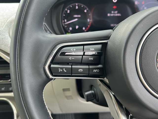 マツダ ＣＸ－６０ XD HV プレミアムモダン 茨城県 2022(令4)年 4.6万km ロジウムホワイトプレミアムメタリック サンルーフ/純正メモリナビ/フルセグTV/アラウンドビューモニター/レーダークルーズコントロール/電動リアゲート/オートライト/オートマチックハイビーム/LEDヘッドライト/パワーシート/シートヒーター/エアシート/4WD/20インチ純正アルミホイール/ダウンヒルアシストコントロール/オートエアコン/100V充電/アイドリングストップ/USB入力端子/衝突被害軽減システム/横滑り防止機能/ブラインドスポットモニター/レーンキープアシスト/盗難防止装置/スマートキー/禁煙車