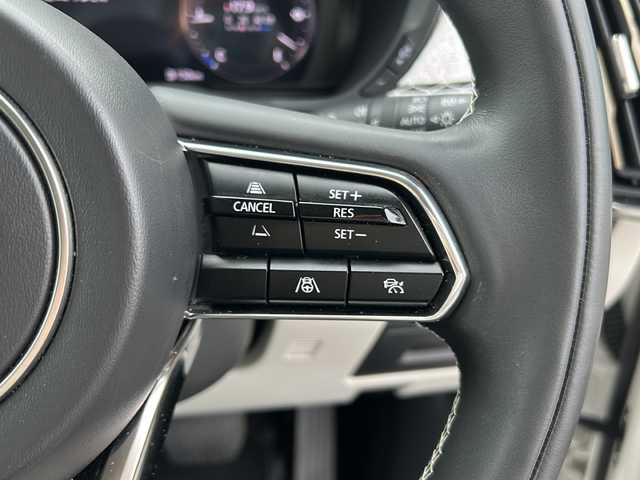 マツダ ＣＸ－６０ XD HV プレミアムモダン 茨城県 2022(令4)年 4.6万km ロジウムホワイトプレミアムメタリック サンルーフ/純正メモリナビ/フルセグTV/アラウンドビューモニター/レーダークルーズコントロール/電動リアゲート/オートライト/オートマチックハイビーム/LEDヘッドライト/パワーシート/シートヒーター/エアシート/4WD/20インチ純正アルミホイール/ダウンヒルアシストコントロール/オートエアコン/100V充電/アイドリングストップ/USB入力端子/衝突被害軽減システム/横滑り防止機能/ブラインドスポットモニター/レーンキープアシスト/盗難防止装置/スマートキー/禁煙車