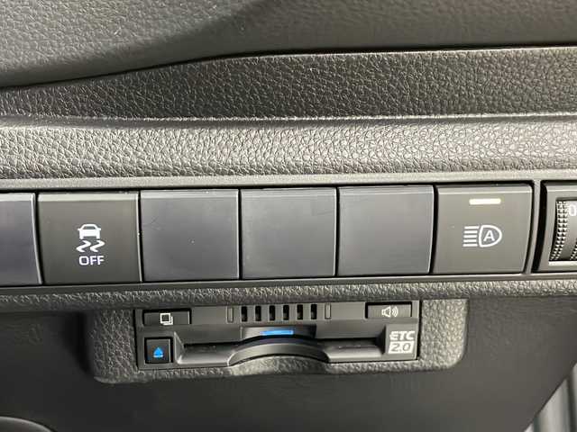 トヨタ カローラ スポーツ ハイブリッドG 三重県 2019(令1)年 5.9万km アティチュードブラックマイカ 禁煙車/ディスプレイオーディオ/AM/FM/BT/USB/スマホ連動/シートヒーター/レーダークルーズコントロール/前後ドライブレコーダー/ステアリングリモコン/バックカメラ/オートハイビーム/ＥＴＣ２．０/純正LEDライト/ブレーキホールド/純正16インチアルミ/スペアキー有り