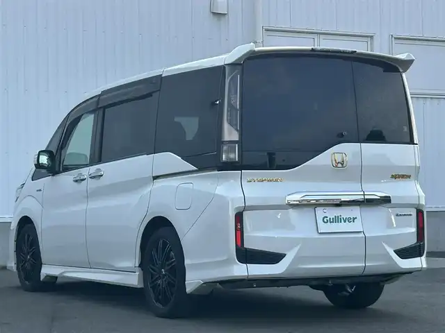 ホンダ ステップワゴン スパーダ ハイブリッド G EX ホンダセンシング 愛媛県 2018(平30)年 11.6万km プラチナホワイトパール 両側パワースライドドア/ホンダセンシング/純正メモリナビ/フルセグテレビ/ドライブレコーダー/クルーズコントロール/アイドリングストップ/ETC2.0/Bluetooth接続/AppleCarPlay/社外後席モニター/レーンキープアシスト/横滑り防止装置/バックカメラ/オートライト/オートマチックハイビーム/純正フロアマット/社外アルミホイール/ドアバイザー/スマートキー/プッシュスタート/ABS
