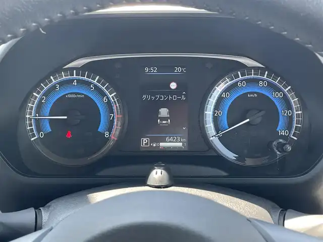 三菱 デリカミニ T プレミアム 道東・釧路十勝 2024(令6)年 0.7万km Ｌグリーン 4WD/MI-PILOT/社外ナビ/地デジ/アラウンドビューモニター/デジタルインナーミラー/衝突軽減ブレーキ/ステアリングヒーター/シートヒーター /両側パワースライドドア/コーナーセンサー/ETC/LEDヘッドライト/フォグランプ/電子パーキング/オートホールド/レーダークルーズコントロール/パドルシフト/オートライト/ハーフレザーシート